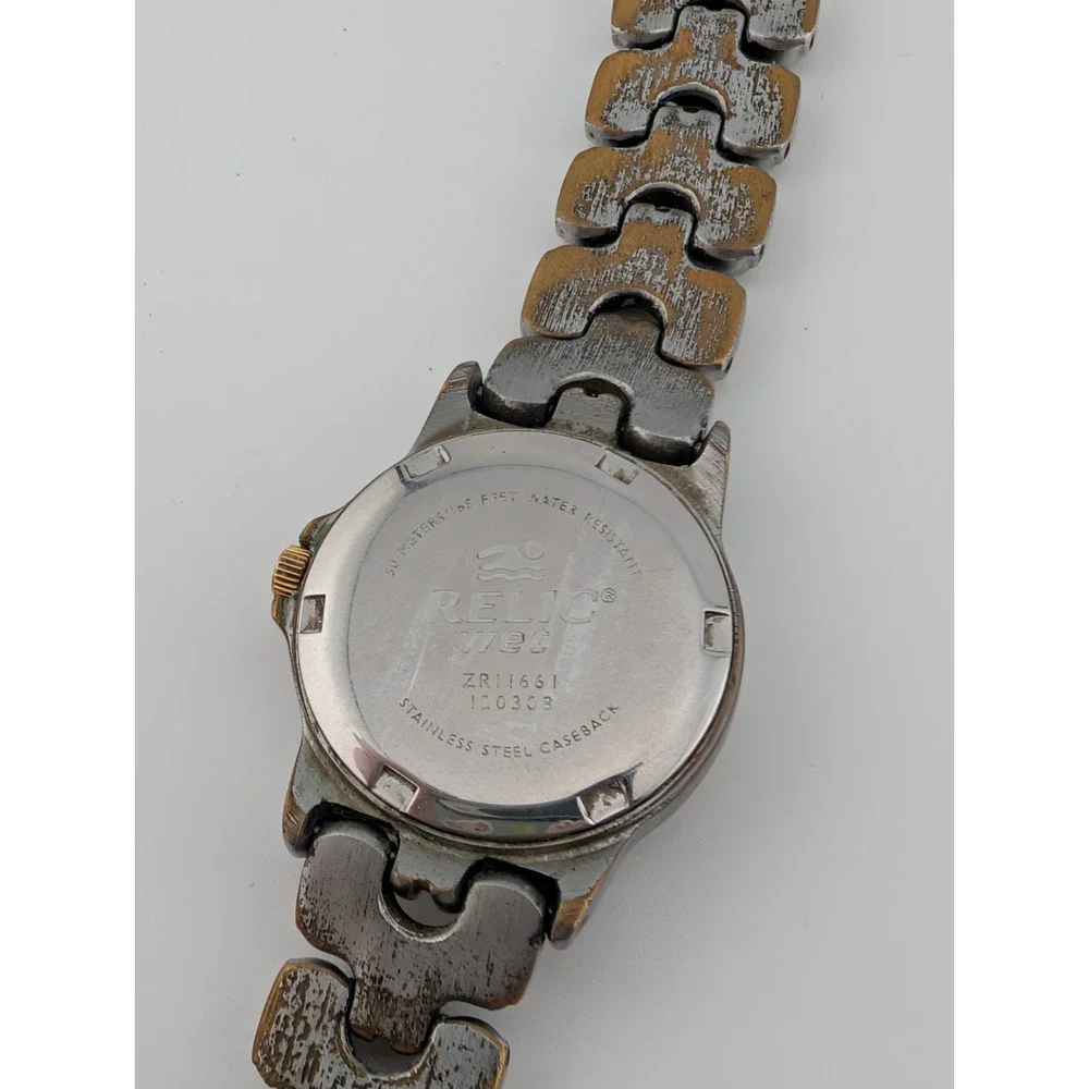 Relic Wet Watch Women‎ 26mm Case 5.75